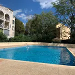 Апартаменты Le Lagon Bleu-3 By Interhome
