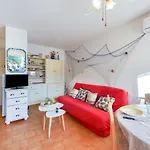 Le Lagon Bleu-3 By Interhome